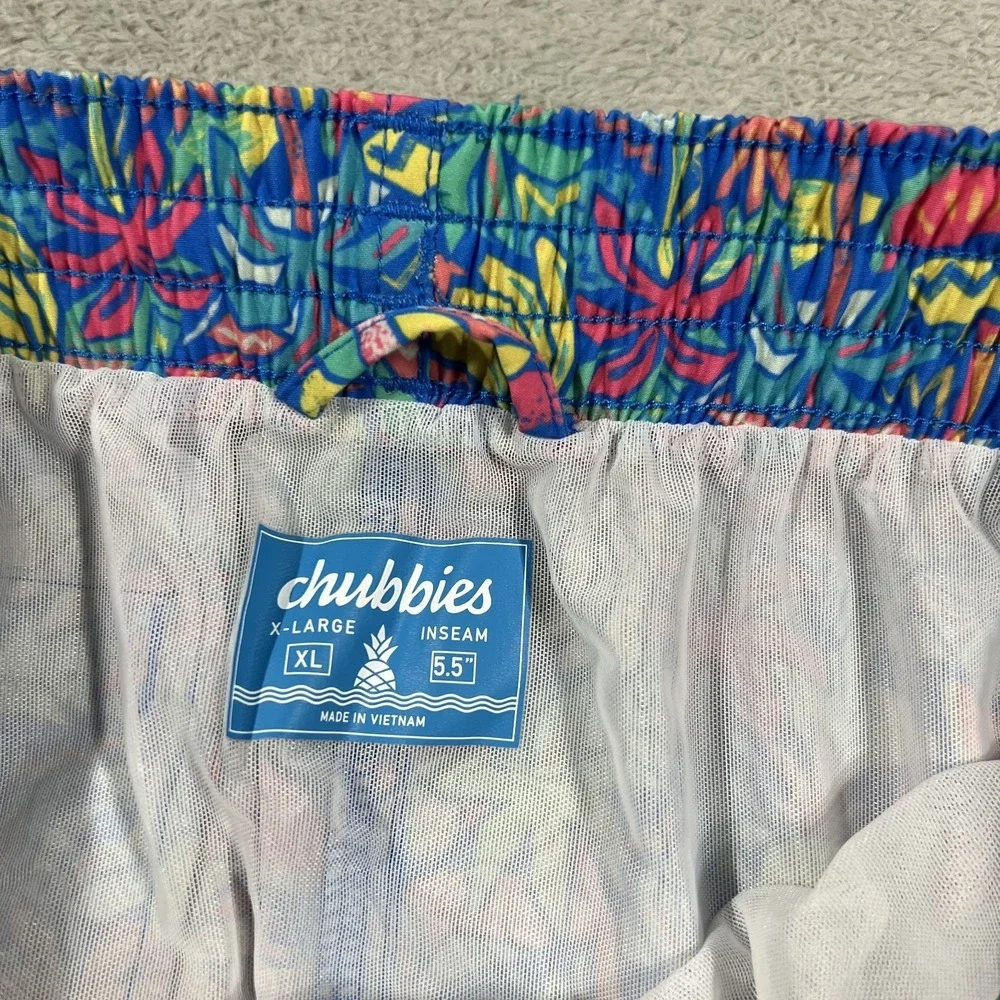 Chubbies Swim Trunks Shorts Mens XL The Tropical Bunches 5.5
